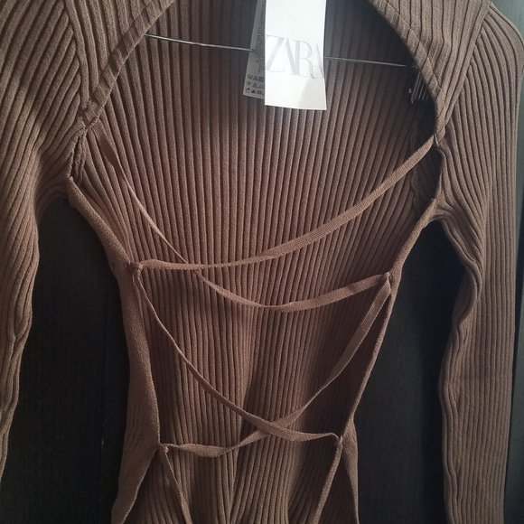 NWT Open Back Knit Brown Taupe Top. - Picture 7 of 9